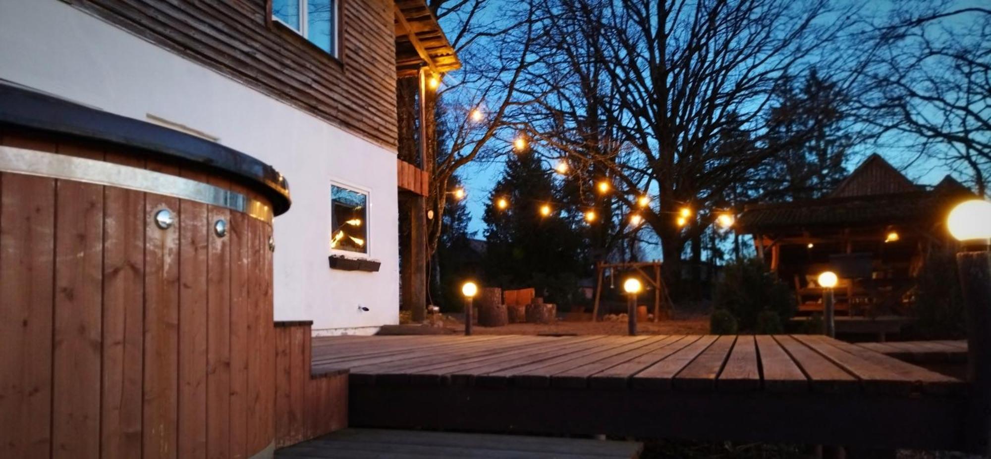 Guesthouse, Sauna & Jacuzzi In Gauja Valley - Kakukalns Straupe ภายนอก รูปภาพ