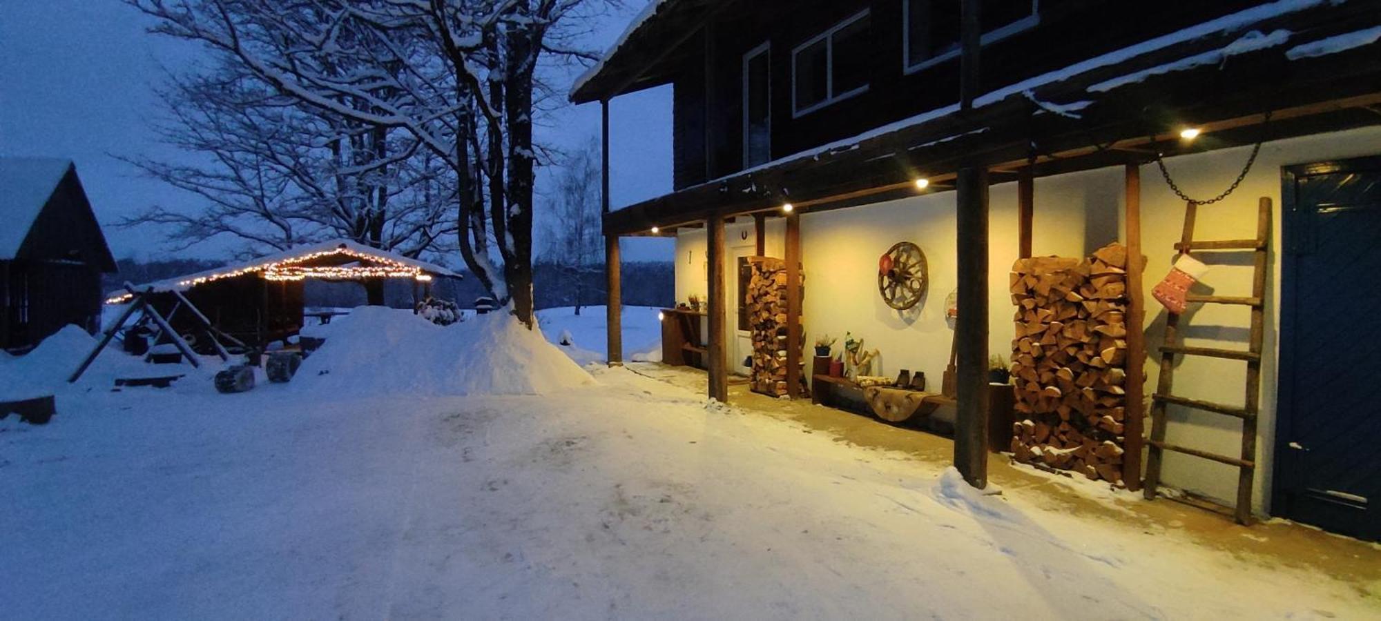 Guesthouse, Sauna & Jacuzzi In Gauja Valley - Kakukalns Straupe ภายนอก รูปภาพ