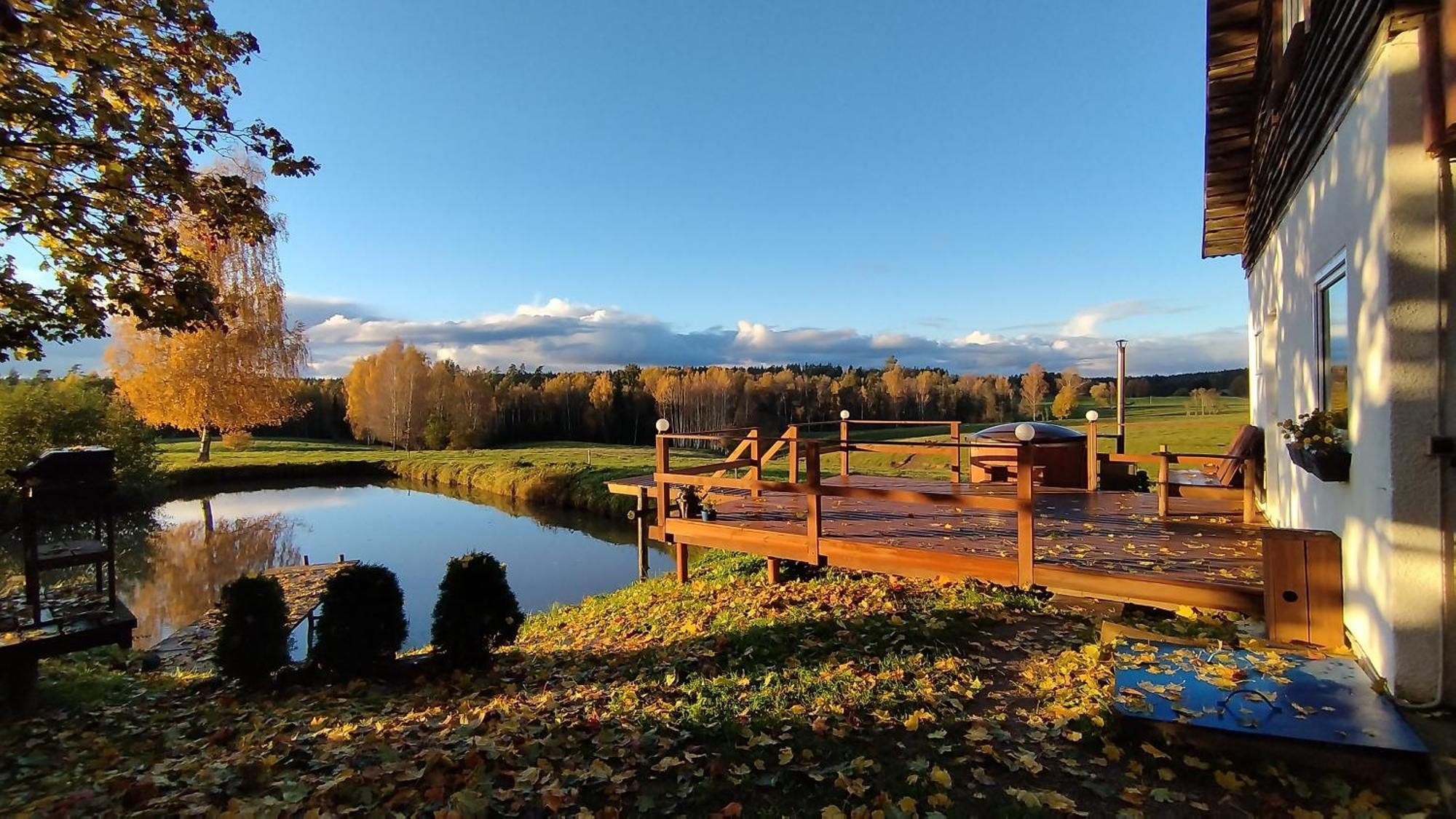 Guesthouse, Sauna & Jacuzzi In Gauja Valley - Kakukalns Straupe ภายนอก รูปภาพ